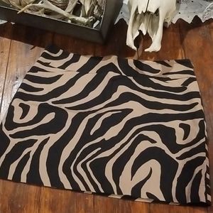 Euc loft mini skirt